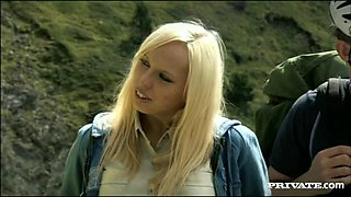 Diana Gold Is Outdoors Giving Handjobs and Taking a Cock up Her Ass - Private Porn Sex Videos
