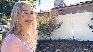 Hot skinny blonde girl gets horny during her ride home and gets fucked by her boyfriend in missionary position