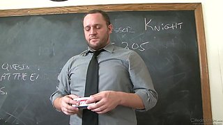 Teacher proves size