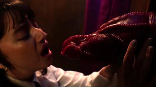 Blonde tight pussy babe solo toy fun in glamour masturbation