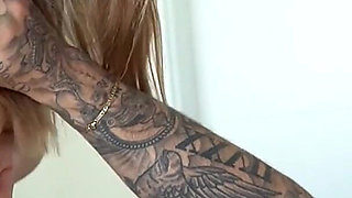 My Beautiful Girlfriend Amalia Davis Brings Me Breakfast in Bed.