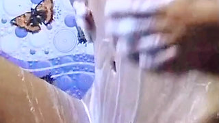 Indian girl bathing leak viode
