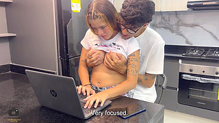 THROW IT ON MY TITS, my fucking stepsister taste my milk