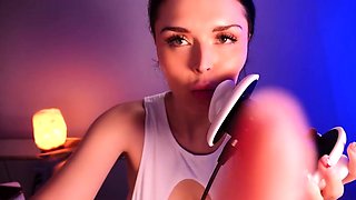 Amateur czech teen in her first toy induced orgasm