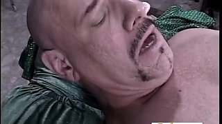 Poor dude receive strapon from nasty mistress