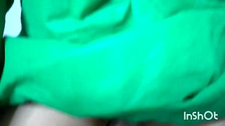 Big Ass Nurse Jerking Off The Patient And Massaging The Prostate! Helps To Take The Semen Analysis