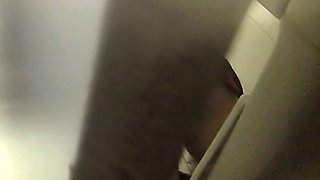 Incredible plump booty of a stranger chick filmed nude in the toilet