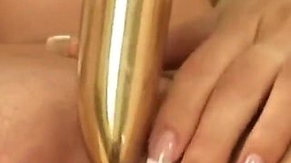 Teen Vanessa fucks herself with sex toys