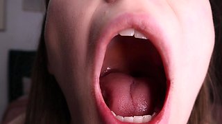Girlfriend Devours You