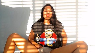 Asian Teen Gamer Masturbates to Orgasm on Webcam