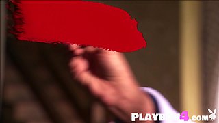 Tempting big titties cougar posed naked and wet