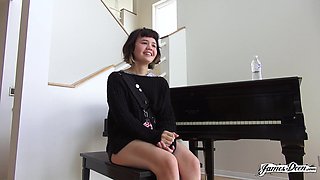 Yhivi To Have Fuckfest With James Deen