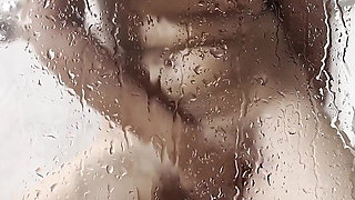 Priya Hot Bathing and Fun with Shower Mms