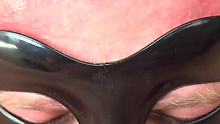 Boss Gave Me Great Pussy-sucking While His Wife Was Out of Town