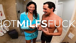HotMILFsFuck Lola Divorced And Ready For Fun