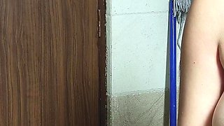The Landlord Slapped a Lot with the Native Work Bai