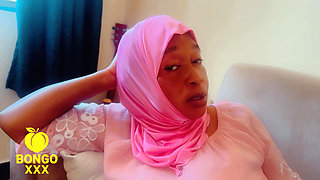 Beautiful Mature British Hijab Muslim MILF Can Handle a BBC