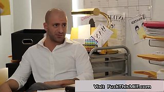 Beautiful MILF mind-boggling adult clip