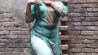 Young Girl Desi Bangali Shower