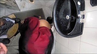 College Girl Fucking in the Bathroom