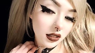Glamour babe with big boobs masturbates in lingerie