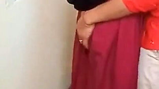 Dost Ki Behen Borkha Pehenke Ayi Aur Tution Teacher Ke Gharke Siri Me Mast Choda