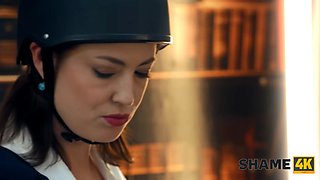 Shame4k. kinky cowgirl didn't hope to meet her college girl while fingering