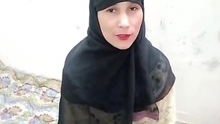 Muslim Larki Ka Abbujan Ne Bur Chod Diya