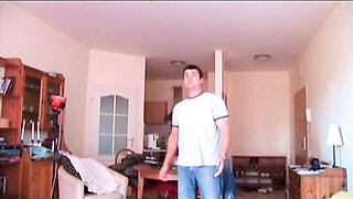 All-natural hottie Malina stimulates her shaved pussy in the bath