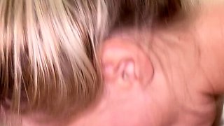 Amazing Amateur Blonde Naked Babe