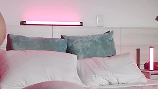 Alicia Trece Gets Erotic Massage While 9 Months Pregnant-mutual Masturbation and Pussy Licking with Andy
