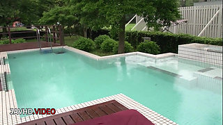 Sultry Asian Yui Kasugano Tempts Outdoors With A Steamy Creampie Adventure