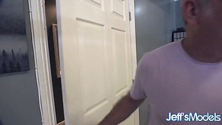 Thick BBW Slut Crystal Blue Spreads Her Legs for Anal