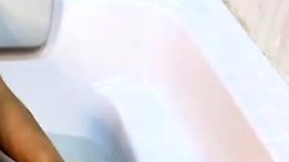 Una Ducha Relajante Contigo - SapphireHerrera Pregnant