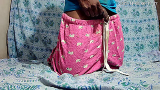 Smart boy handjob in the room 28766