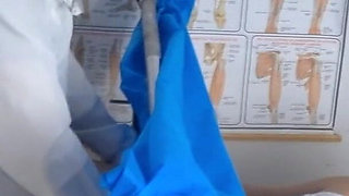 The Gynecologist Couldn't Oppose the Patient's Vagina!