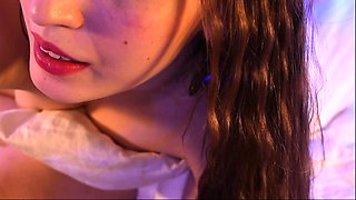 Amateur busty webcam teen babe
