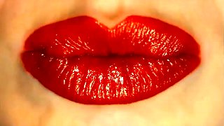 Blair Williams Poking In The Gym Rig With Her Boobies