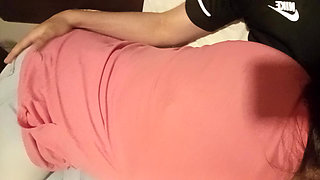Single mom I met on facebook comes desperately to my apartment to suck my cock
