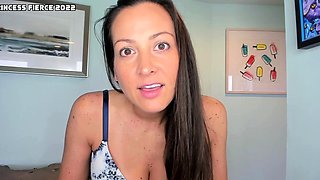 Cute amateur brunette naughty in solo jerking show on camera