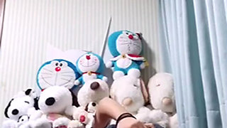 Feeling Sensitive Alone at Home Can't Stop