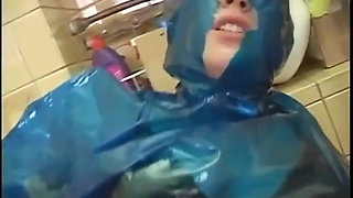 Latex chick enjoys in anal bathroom smash