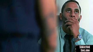 Cutie bigass babe cockriding her lover