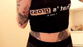 Big boobs milf masturbates with her dildo
