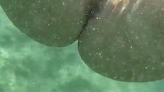 The Non-mermaid: Big-ass Teen Lina Fucked in a Vacation Paradise (underwater Sex)