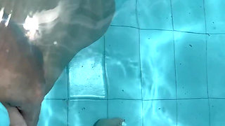 I Had an Orgasm in the Outdoor Pool