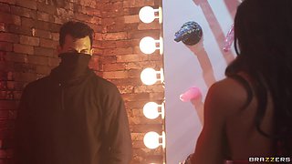 The Night Invites: Wall Of Cocks With Nadia Jay, Alex Jones - Brazzers