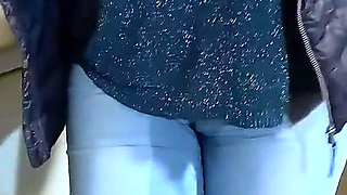 Cameltoe MILF Dances, Teases & Pees in Her Jeans - Wet Fetish Fantasy 335