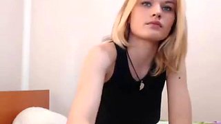 Perfect face  misstresciara  striping and showing on webcam: Blonde, Striptease  Tease Porn