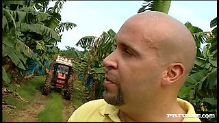 For Diana Lion a Beautiful Day in the Country Involves Missionary Sex - Private Porn Sex Videos